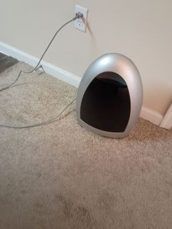 Eye-Vac Home Stationary Touchless Vacuum in Black Silver EYEVAC EVH