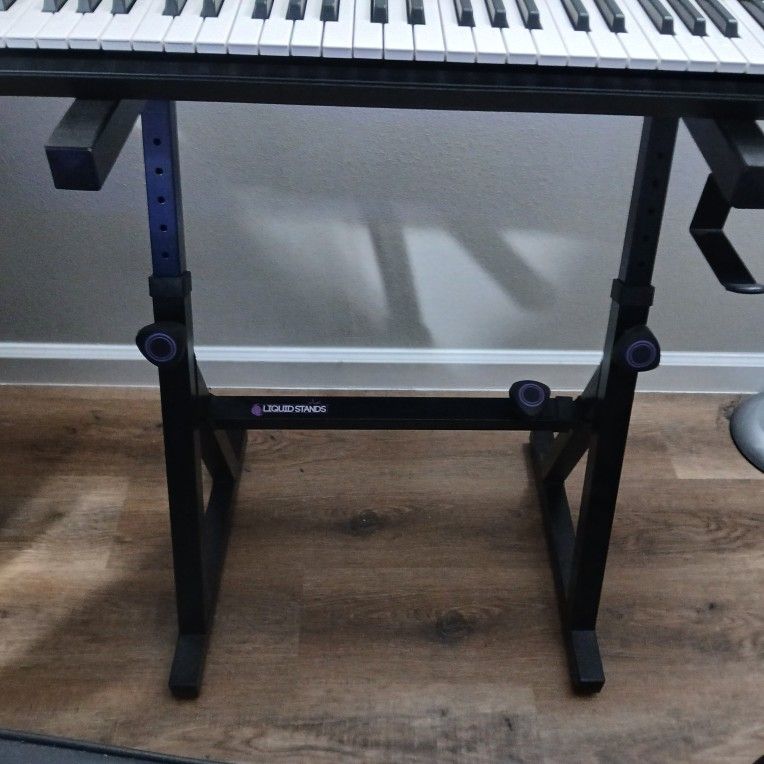 Keyboard Stand