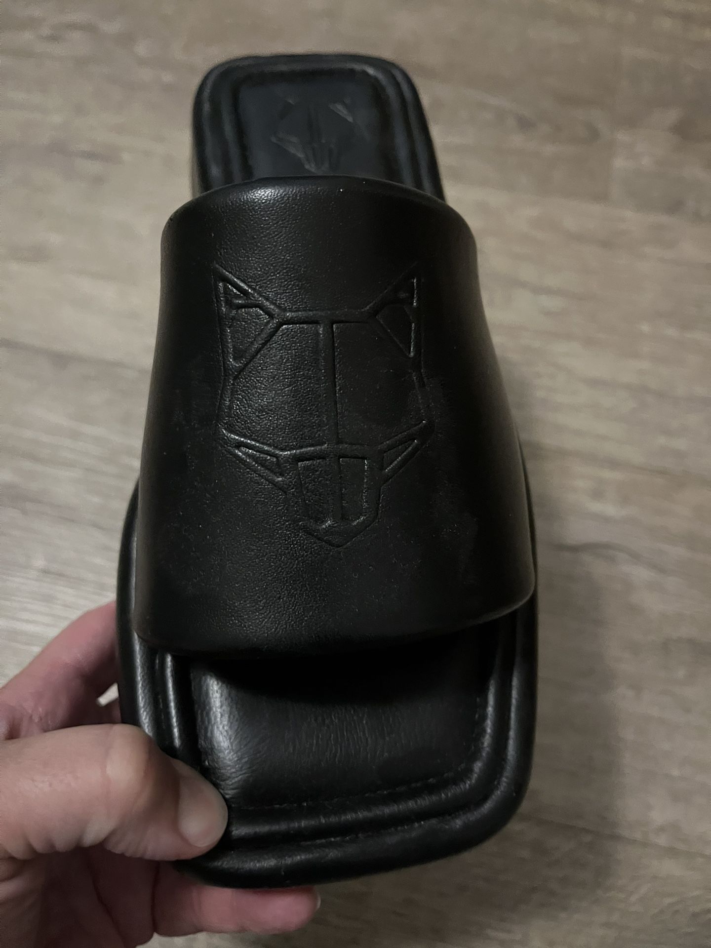 Naked Wolfe Platform Slides