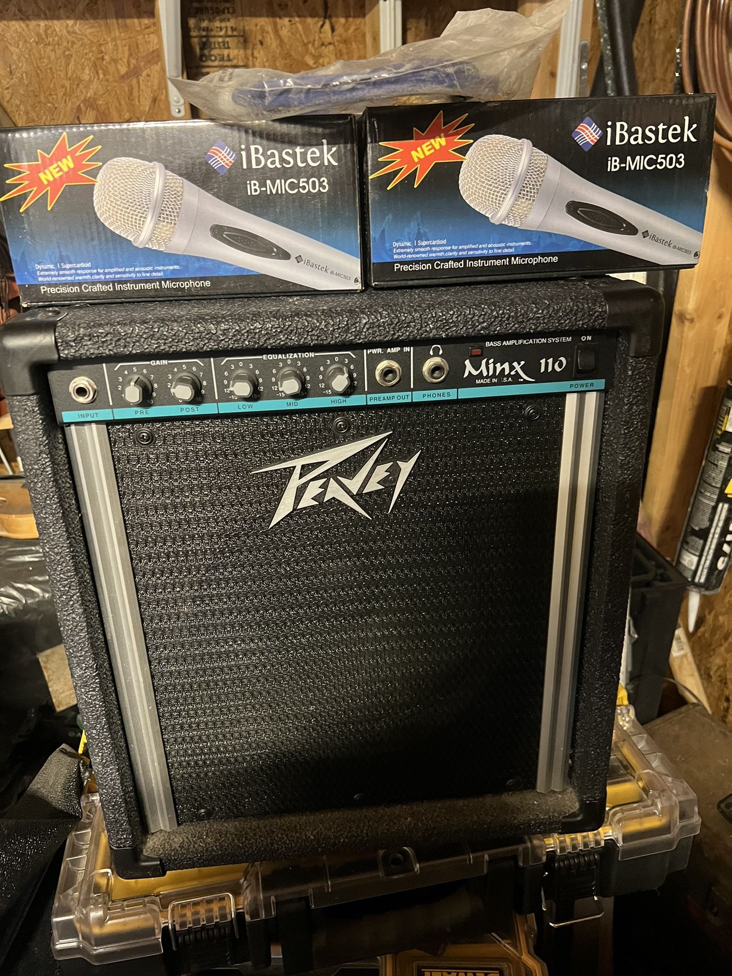 Speaker And Microphones