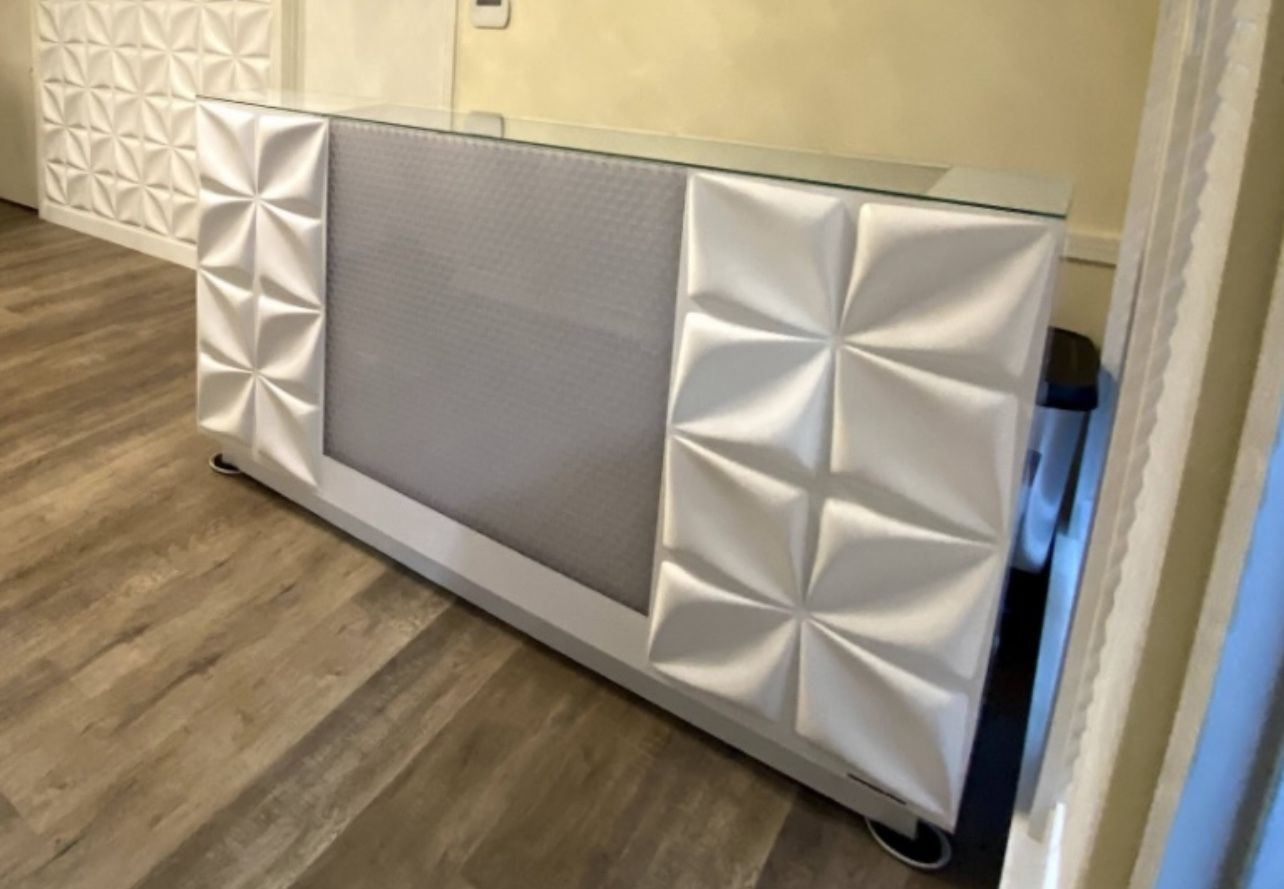 Reception Desk