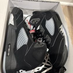 Jordan 5 metallic size 12