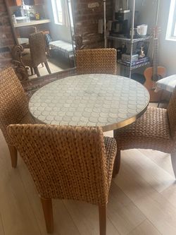 4 Chairs