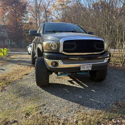 2007 Dodge Ram Mega Cab 1500