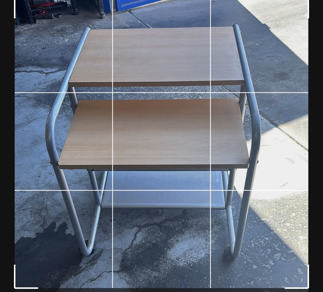 Desk On wheels