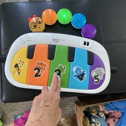 Pretend Piano 