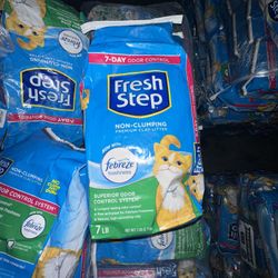 LOT: Non-Clumping Cat Litter With FE breeze
