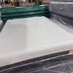 New Full Mattress Memory Foam Firm 