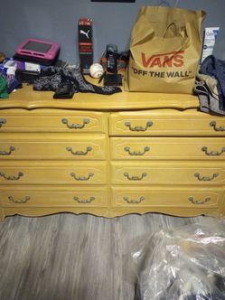 Dresser