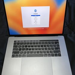 Apple MacBook Pro 15” 2018