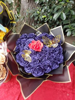 Ramo Con Rosas Eternas