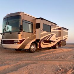 RV Motorhome 