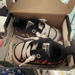 Size 2 Infant Converse 