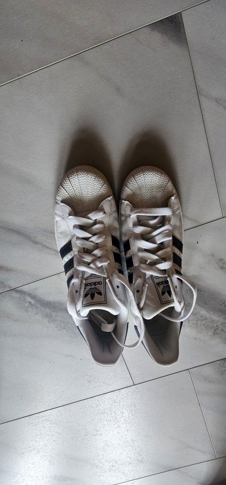 Adidas Superstar Classic Sneakers  & Accessories