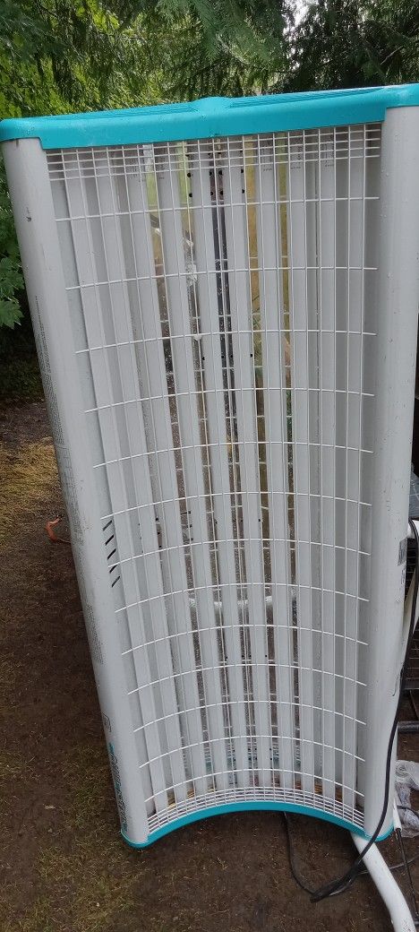 Sun quest 2000-s  Sun Tanning Bed 