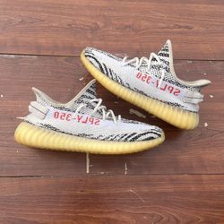 Yeezy 350 Zebra