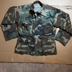 US Military Woodland BDU Combat Coat, Size Small-Short