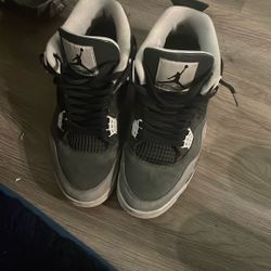 Jordan 4s