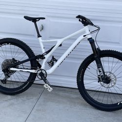 SPECIALIZED STUMJUMPER   SIZE L 27.5” 
