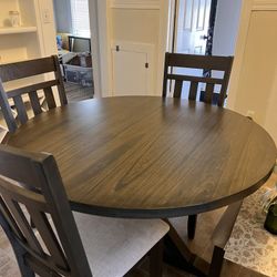 Brand New Dining Table & 4 Chairs 