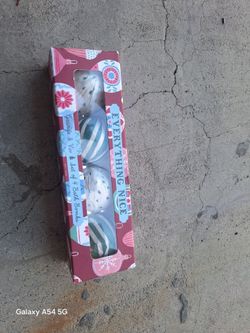 Bath bombs