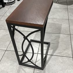 Mini Side Table 