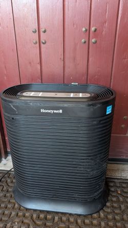 Honeywell True HEPA Air Purifier for Large Rooms - filter Black, HPA200