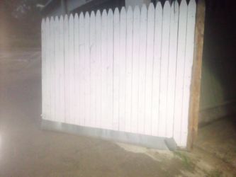 6 Ft Sections White Stockade 