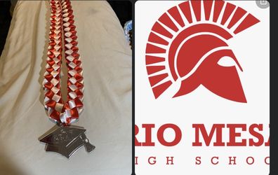 Custom made graduation leis with free charm