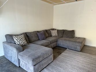 American Furniture Oasis Flagstone Double Sofa Chaise** Free Delivery 🚚
