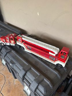 Tonka metal fire truck