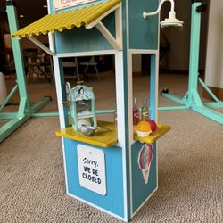 Nanea’s Shave Ice Stand (American Girl)
