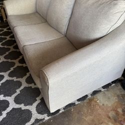 90 Inch Lite. Gray Sofa And Beige Recliner In Good Condition 