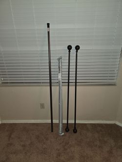 Read listing - curtain rods