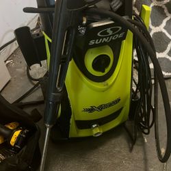 Pressure Washer 
