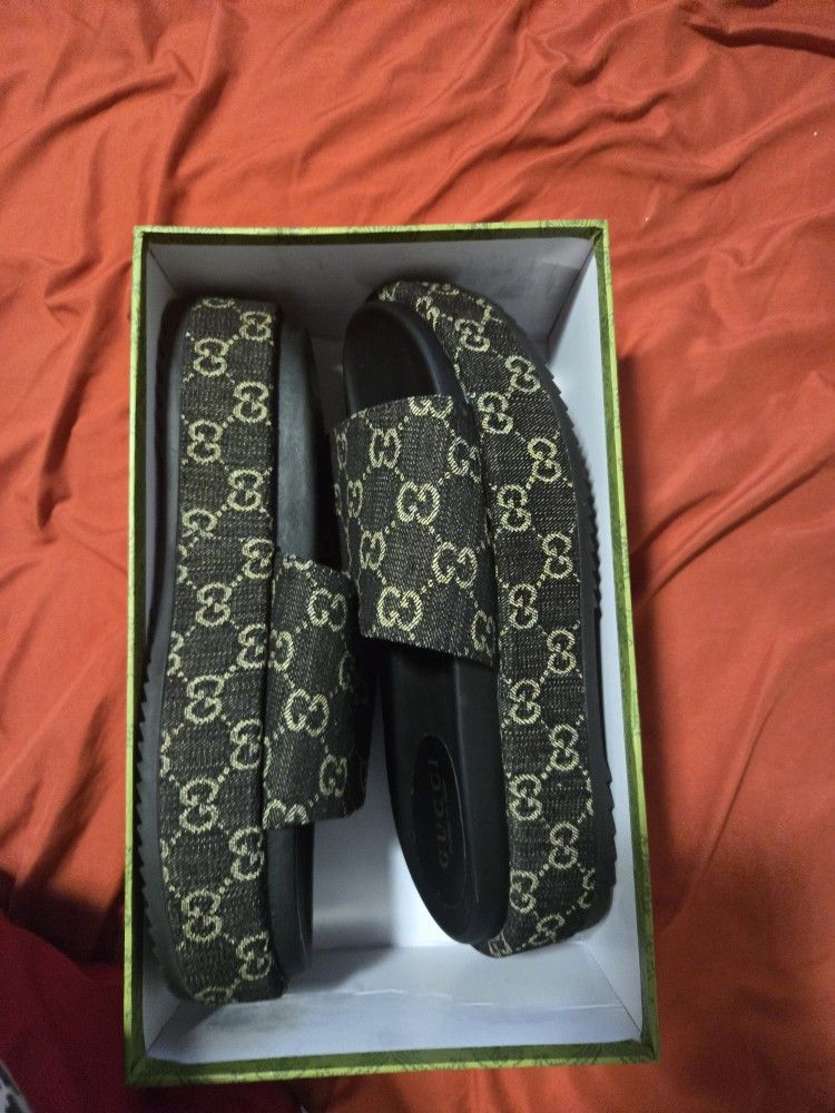 Gucci Slides