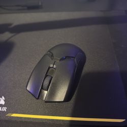 Razer Viper Ultimate Wireless Gaming mouse 