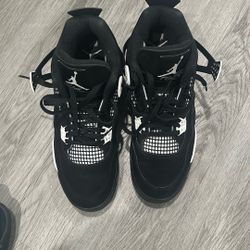 Jordan 4 Retro White Thunder 
