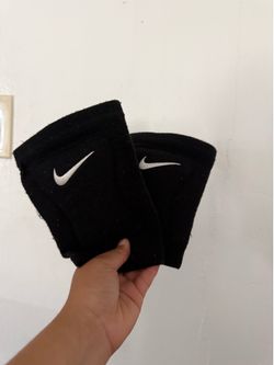 Nike knee pads