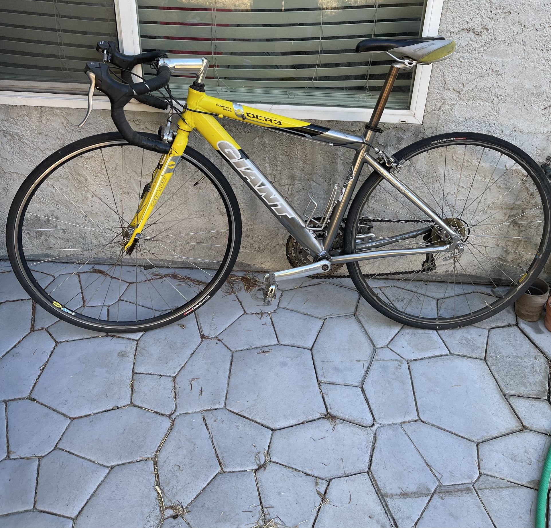 Giant Compact Road OCR 3 Bike