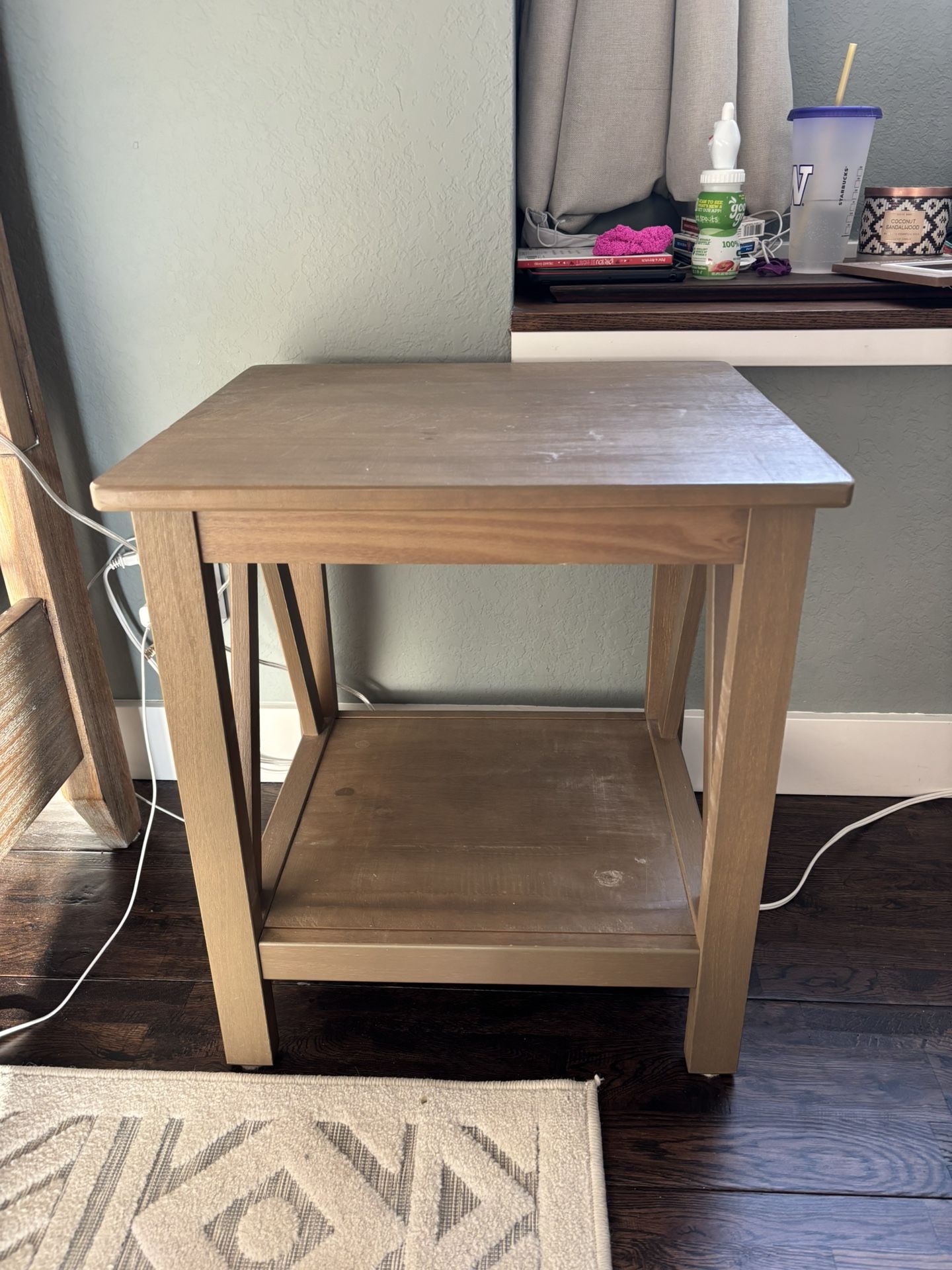 Set Of Wood Nightstands/end Tables