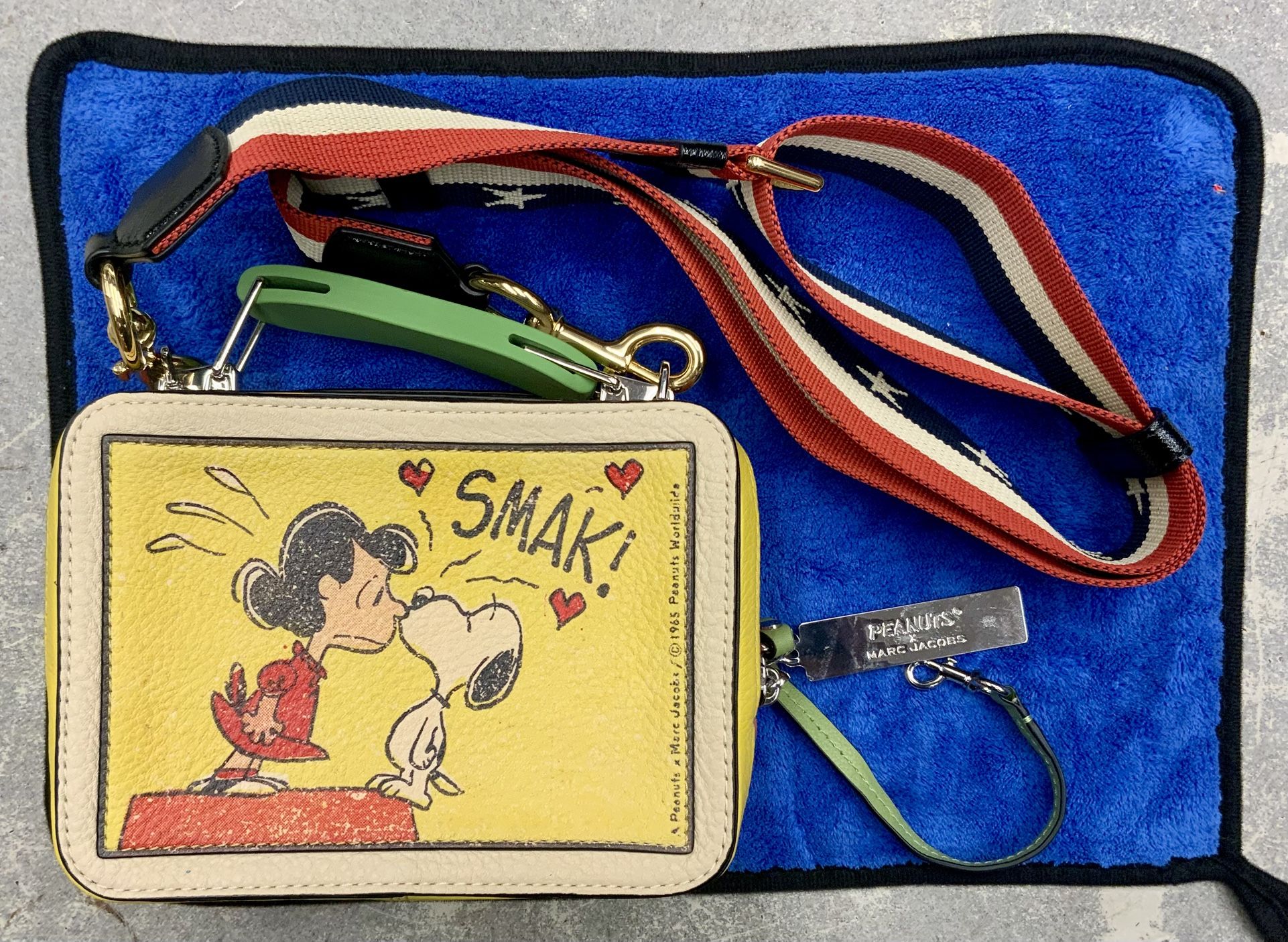 Marc Jacobs X Peanuts Calf-skin Leather The Box 20 Crossbody Yellow Multicolor Bag Womans Fashion Vintage Brand Handbag Collaboration Collab Snoopy
