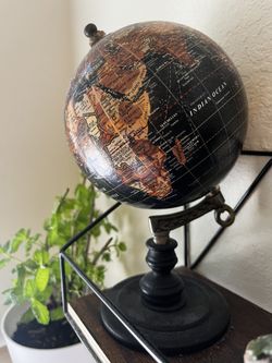 Black And Earth Tone Globe 