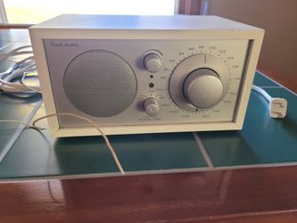 Trivoli Radio Model One Am/fm