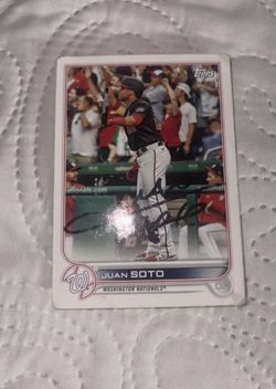 Juan Soto Signed Topps Baseball Card