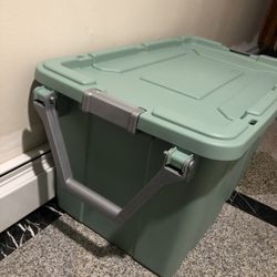 Storage Bin 40 Gallons 