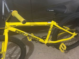 GT Pro Series BMX bike.