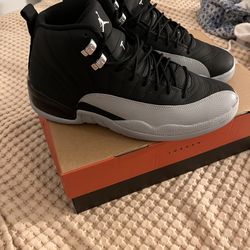 AIR JORDAN 12 RETRO SIZE 10