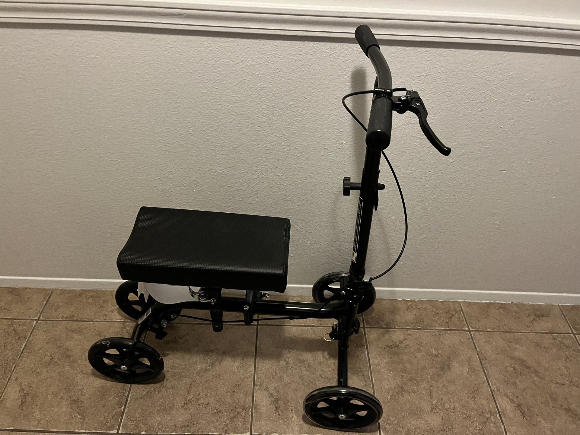Mobility Leg Scooter
