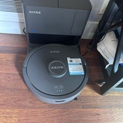 Shark Roomba Matrix Vacuum 